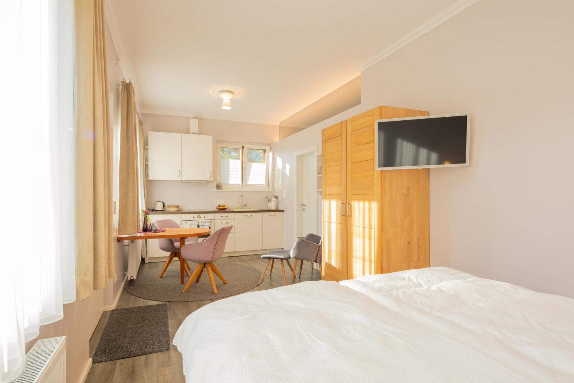 Haus Christina - Romantik Suite Bürs Zewnętrze zdjęcie